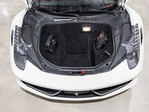 Used 2013 Ferrari 458 Italia Coupe image 10