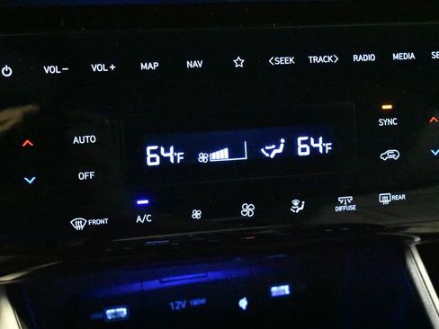 Used 2024 Hyundai Tucson Limited FWD image 14