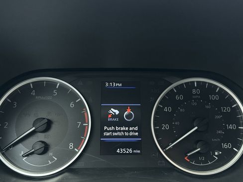 Used 2024 Nissan Sentra S image 16