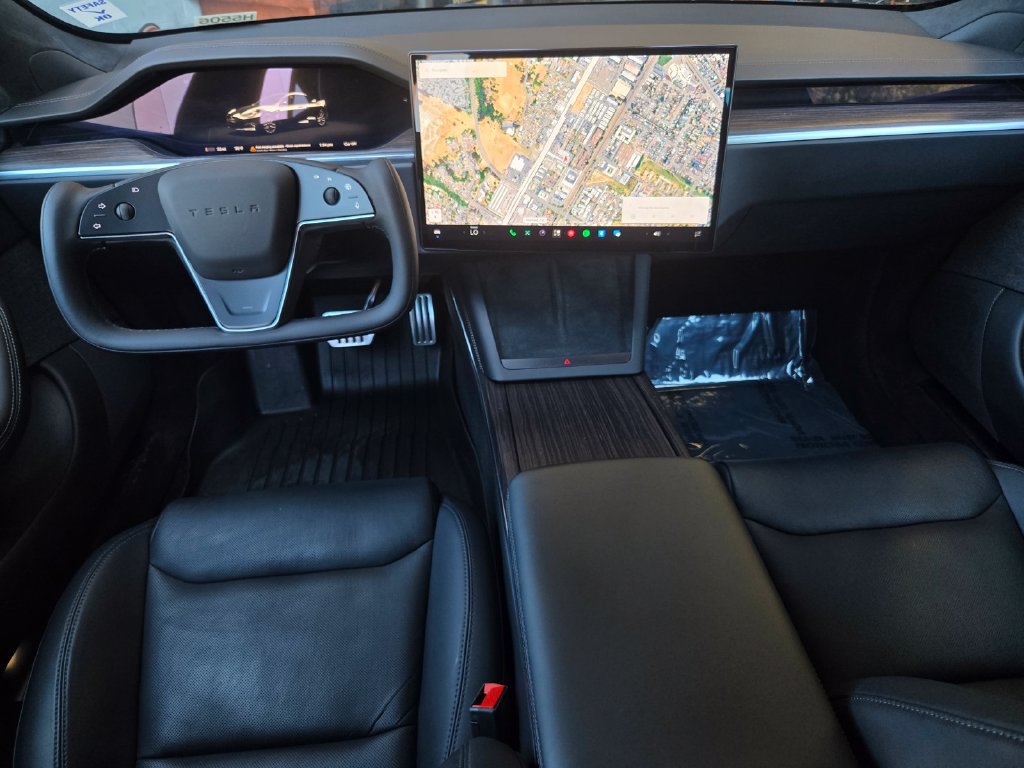 Used 2023 Tesla Model S Standard Range AWD/4WD image 16