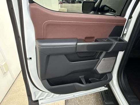 Used 2022 Ford F150 Lariat image 16