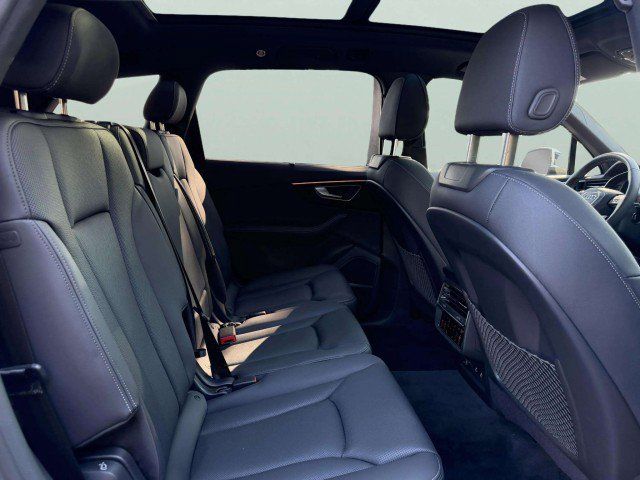 Certified 2025 Audi Q7 3.0T Premium Plus w/ Premium Plus Package AWD/4WD image 30