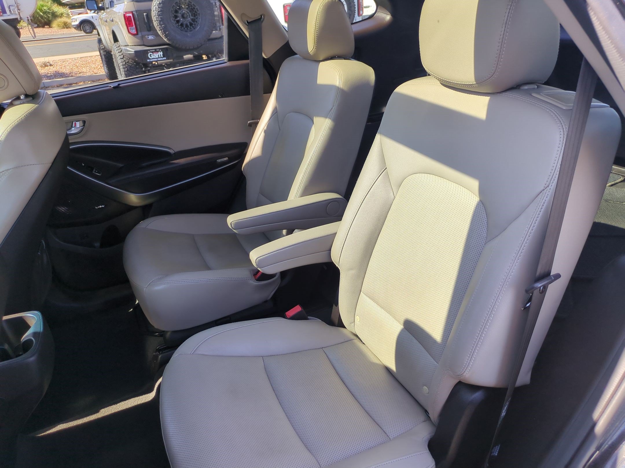 Used 2018 Hyundai Santa Fe Limited AWD/4WD image 28