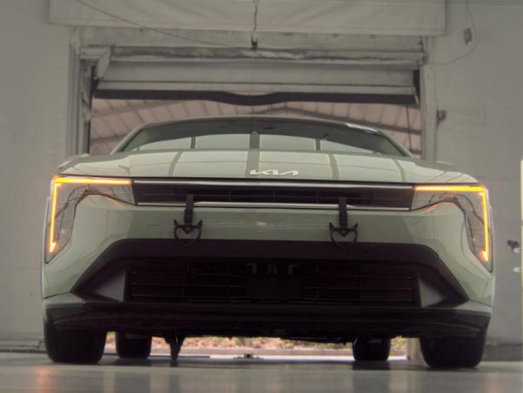 Used 2025 Kia K4 FWD image 3