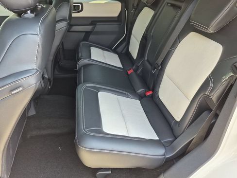 New 2026 Ford Bronco Outer Banks AWD/4WD image 18