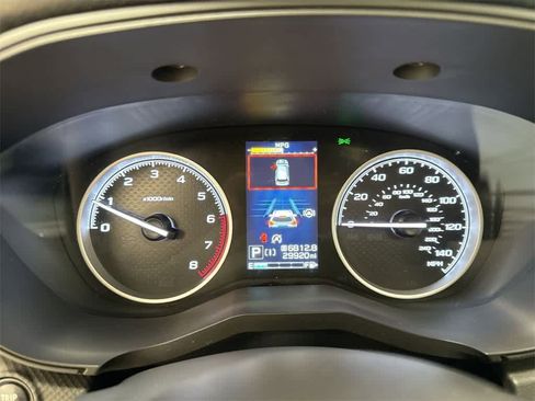 Used 2020 Subaru Forester Limited image 33