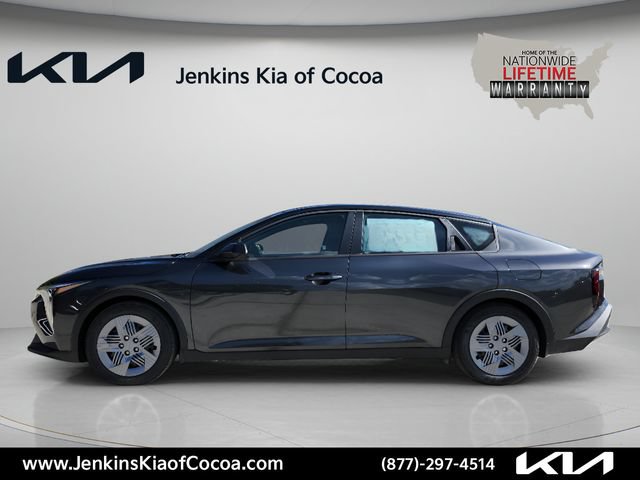 New 2026 Kia K4 FWD image 9