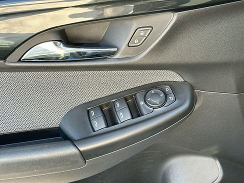 Used 2024 Chevrolet TrailBlazer LS w/ LS Convenience Package image 15