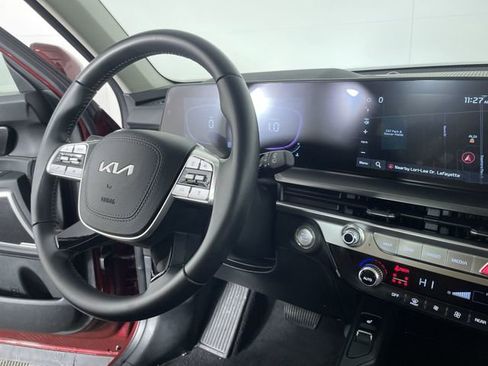 Certified 2023 Kia Telluride S w/ S Sunroof Package image 31