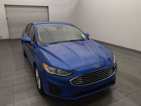 Used 2020 Ford Fusion SE FWD image 14