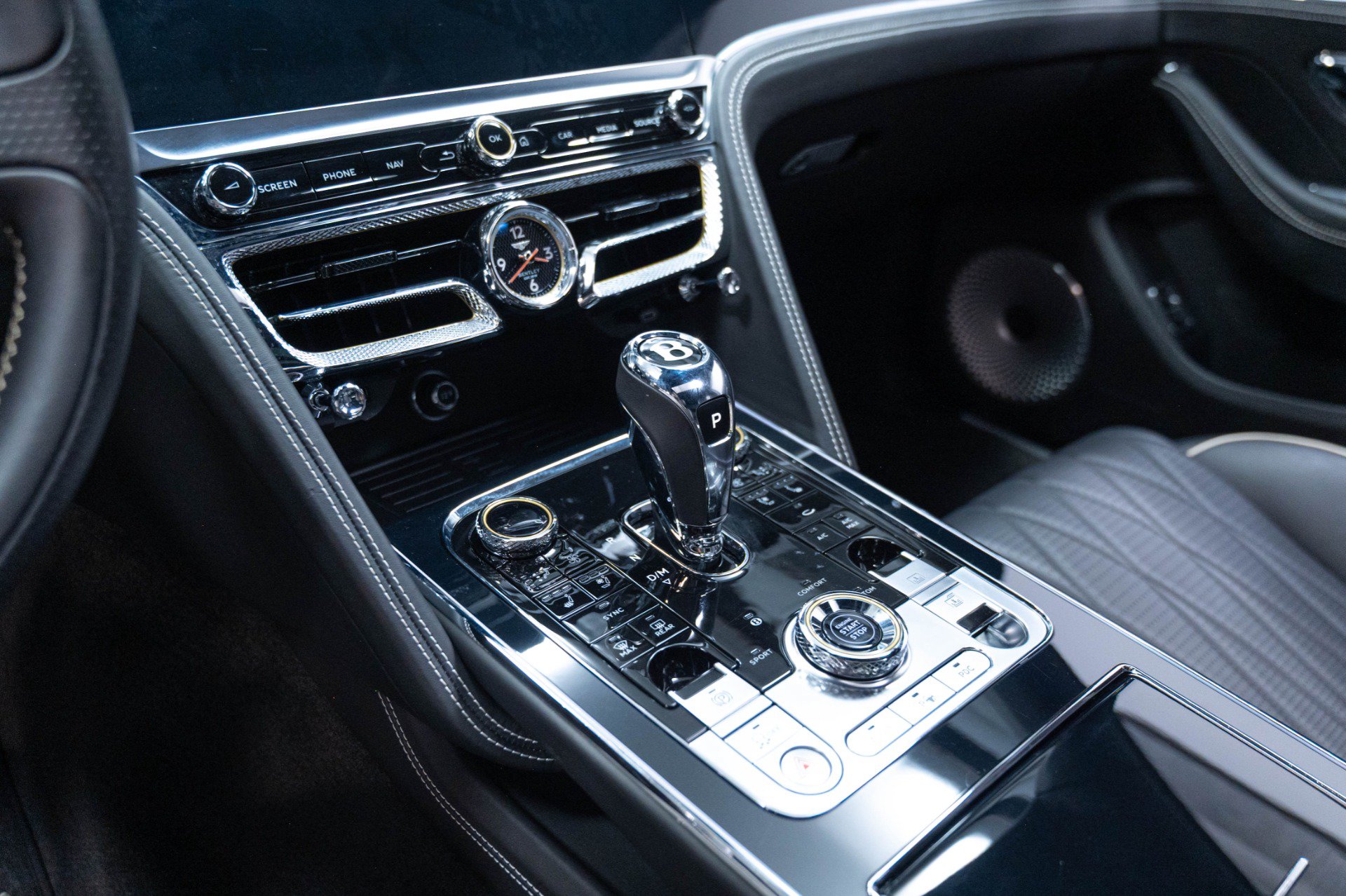 Used 2020 Bentley Flying Spur W12 AWD/4WD image 12
