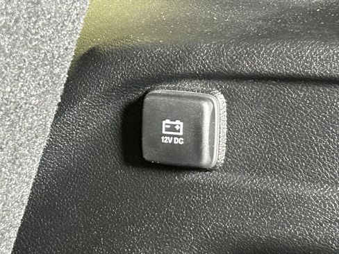 Used 2023 Jeep Grand Cherokee L Limited image 8