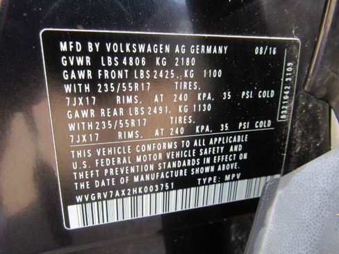 Used 2017 Volkswagen Tiguan Wolfsburg Edition image 55