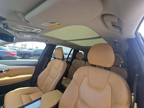 Used 2016 Volvo XC90 T6 Momentum w/ Protection Package Plus AWD/4WD image 5