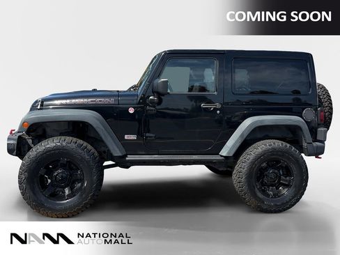 Used 2013 Jeep Wrangler Rubicon AWD/4WD image 2