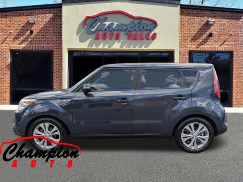 Used 2016 Kia Soul ! w/ Premium Package FWD image 8