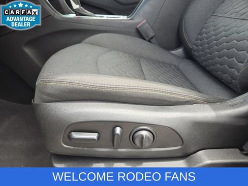 Used 2020 Chevrolet Equinox LT FWD image 25