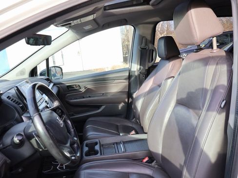Certified 2018 Honda Odyssey EX-L image 11