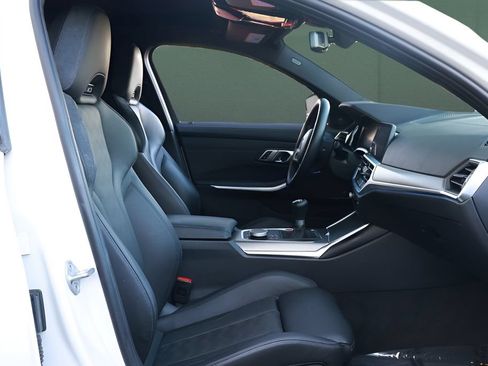 Used 2022 BMW M3 w/ Executive Package RWD image 31