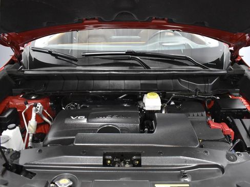 Used 2023 Nissan Pathfinder Platinum image 39