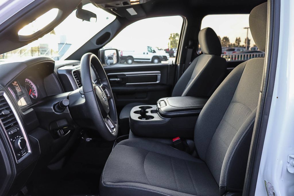 Used 2024 RAM 1500 Warlock RWD image 20
