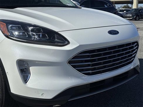 Used 2022 Ford Escape Titanium w/ Titanium Elite Package image 3