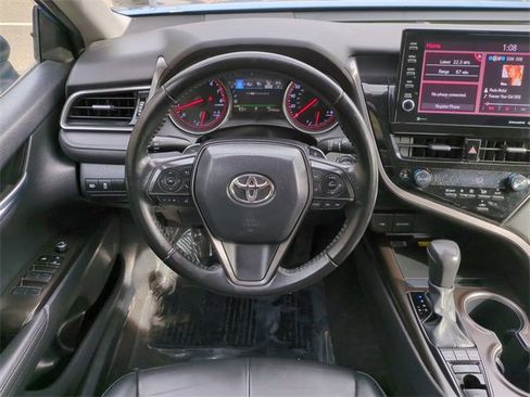 Used 2023 Toyota Camry XSE image 15