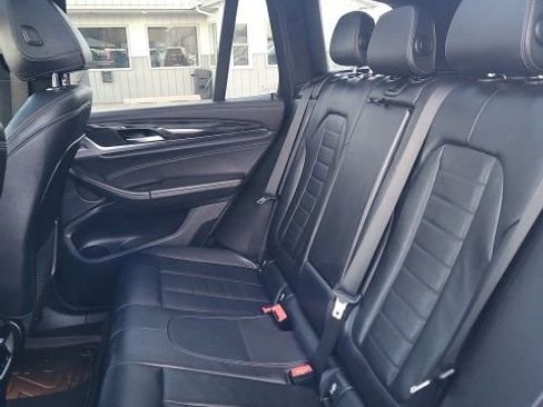 Used 2018 BMW X3 M40i w/ Premium Package image 17