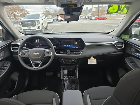 New 2026 Chevrolet TrailBlazer LT w/ LT Cold Weather Package image 15