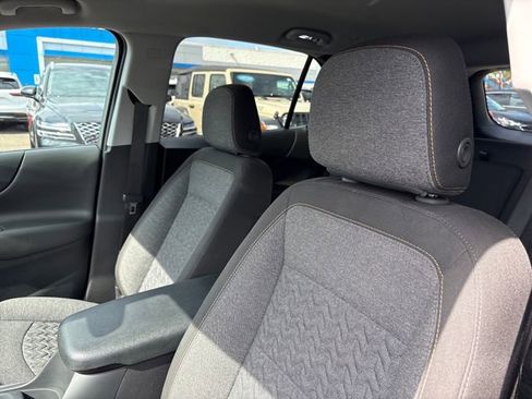 Used 2024 Chevrolet Equinox LT AWD/4WD image 9