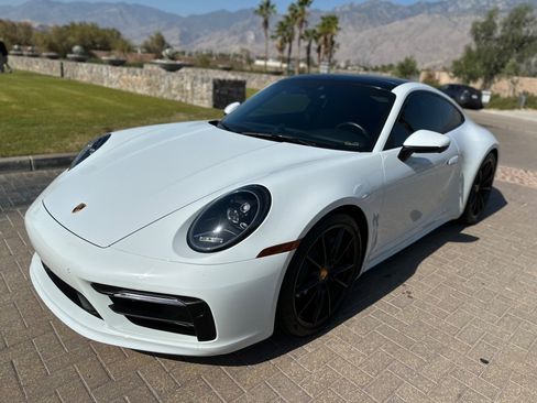 Used 2021 Porsche 911 Carrera RWD image 4