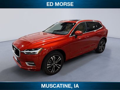 Used 2019 Volvo XC60 T5 Momentum w/ Premium Package