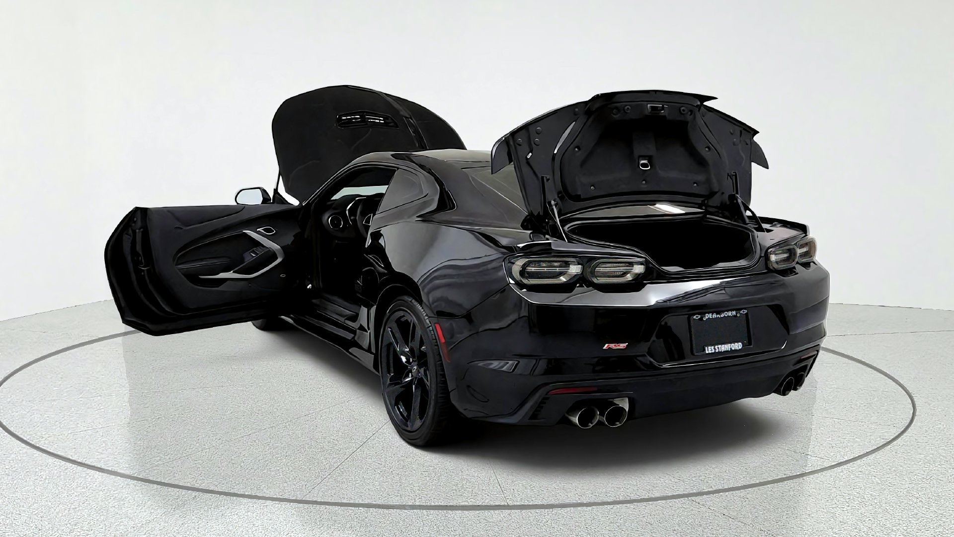 Used 2022 Chevrolet Camaro LT RWD image 11