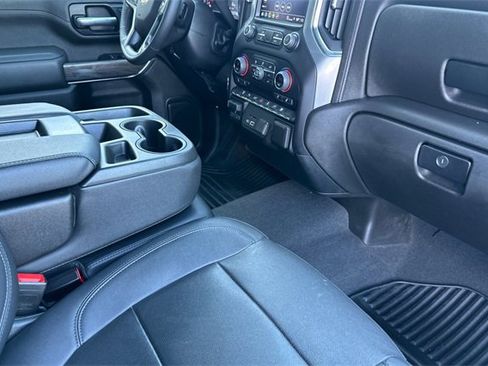 Used 2022 Chevrolet Silverado 2500 LTZ w/ Safety Package image 18