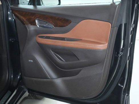 Used 2014 Buick Encore Premium image 33