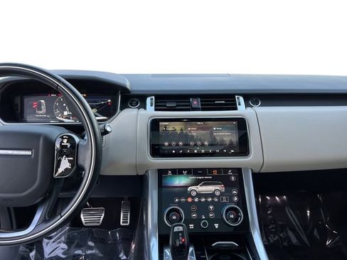 Used 2022 Land Rover Range Rover Sport HSE Dynamic image 14