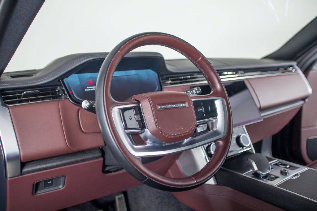 Used 2023 Land Rover Range Rover SE AWD/4WD image 26