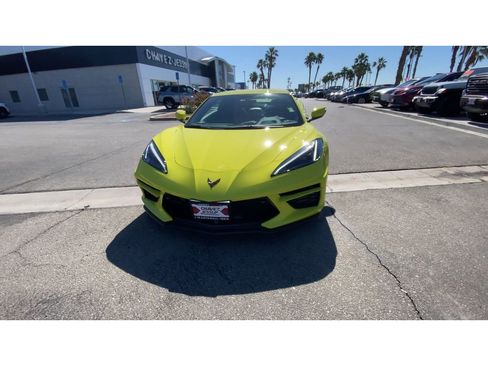 Used 2023 Chevrolet Corvette Stingray Premium Conv w/ Z51 Performance Package image 3