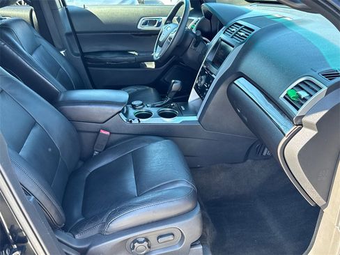 Used 2013 Ford Explorer Limited image 11