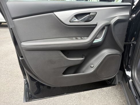 Used 2022 Chevrolet Blazer LT FWD image 14
