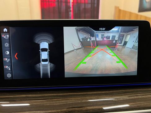 Used 2018 BMW 530i image 26