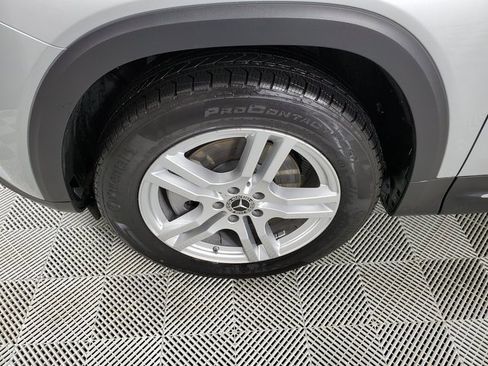 Used 2021 Mercedes-Benz GLB 250 4MATIC image 3