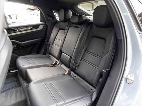 New 2026 Porsche Cayenne S AWD/4WD image 48