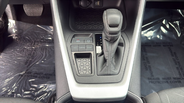 Used 2024 Toyota RAV4 XLE w/ Convenience Package FWD image 26