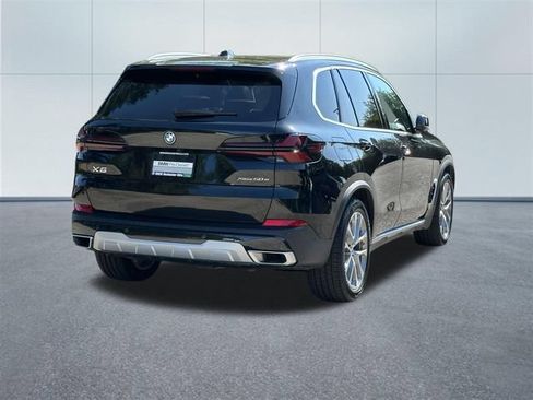 Used 2026 BMW X5 xDrive50e w/ Premium Package AWD/4WD image 6
