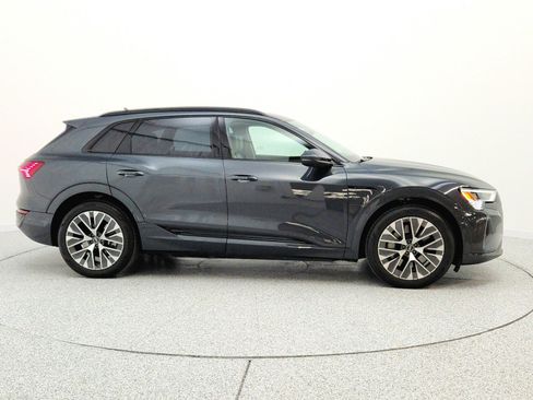 Used 2024 Audi Q8 e-tron Premium Plus w/ Premium Plus Package AWD/4WD image 4
