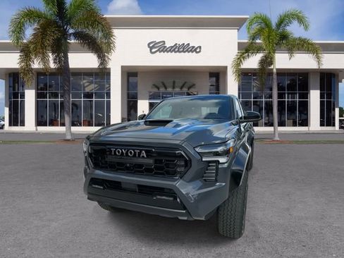 Used 2025 Toyota Tacoma TRD Pro image 5