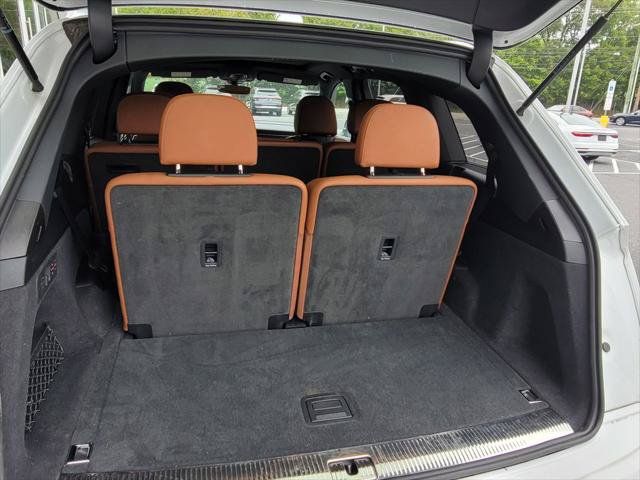 Certified 2025 Audi Q7 3.0T Prestige AWD/4WD image 10