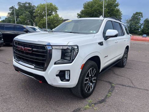 Used 2021 GMC Yukon AT4 w/ AT4 Premium Plus Package AWD/4WD image 3