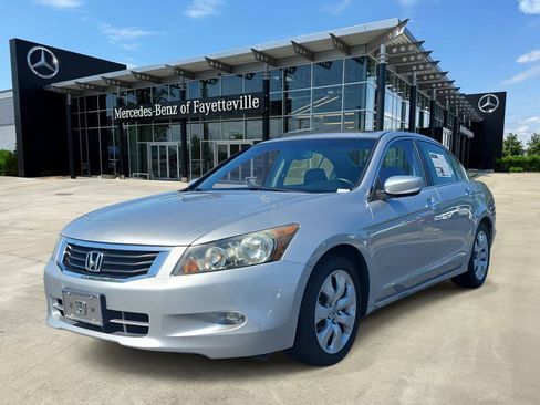 Used 2010 Honda Accord EX-L image 1